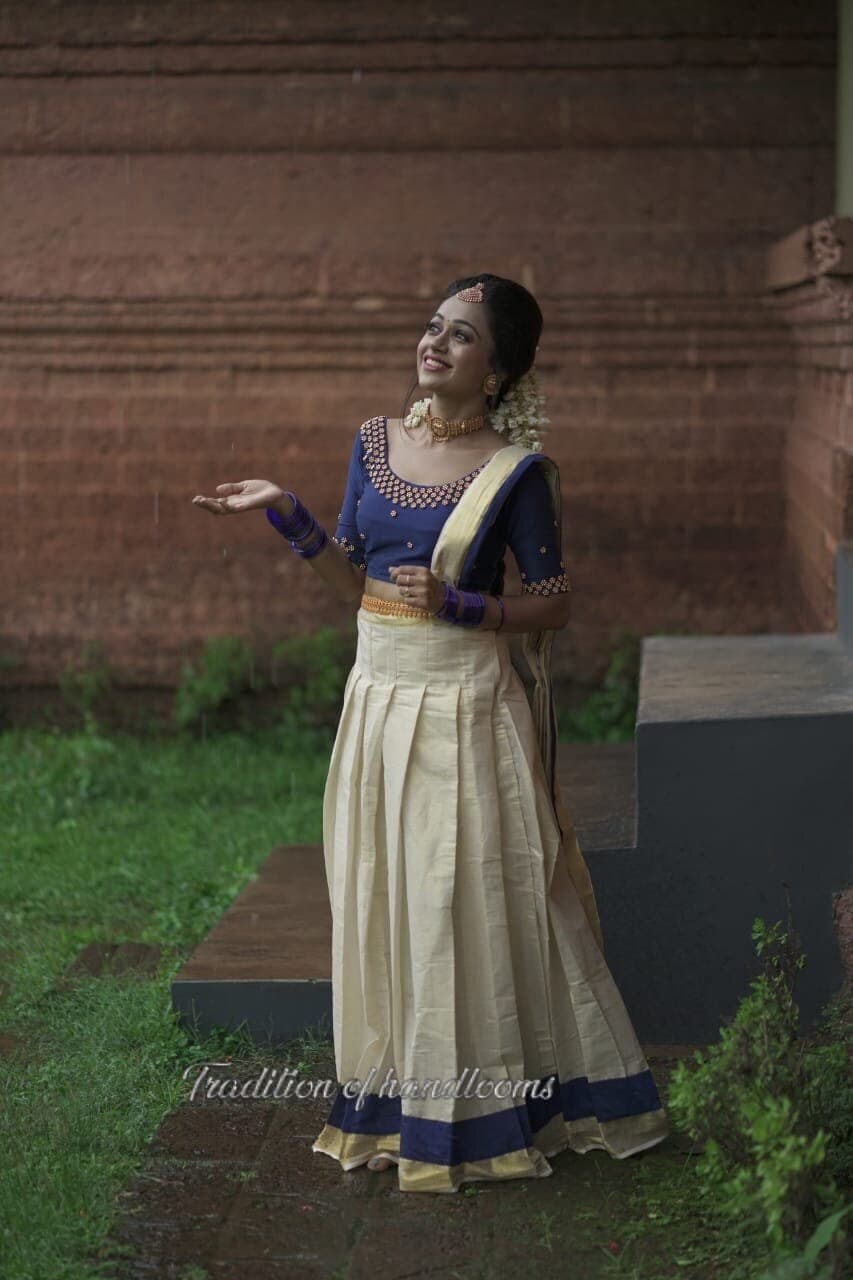 Kerala Golden Tissue Hand worked Davani Material, Skirt stitched and Blouse material / Stitched Blouse, Onam, Vishu Wear, Dhavani, Lehanka