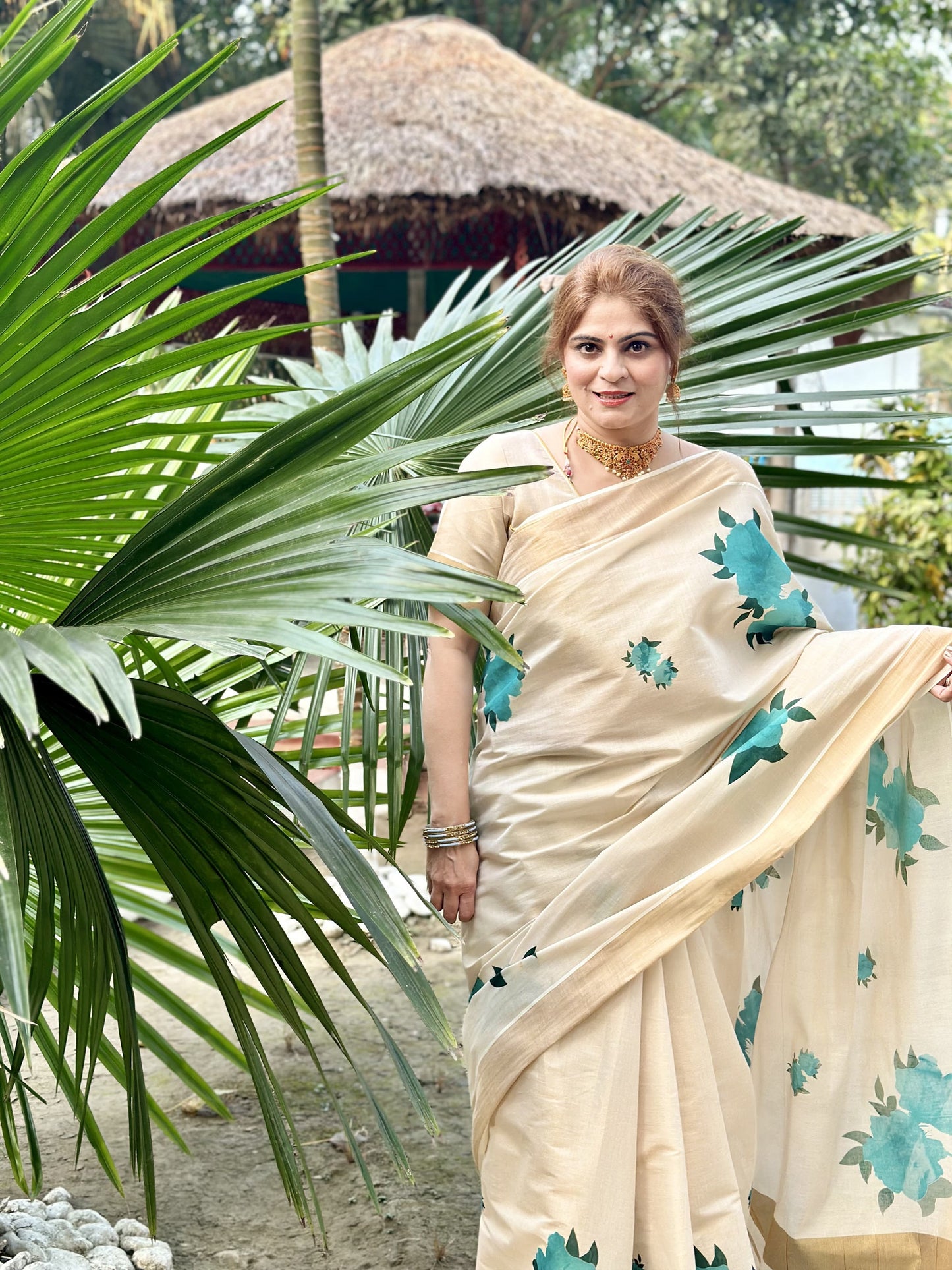 Kerala Digital Flower Print Golden Tissue Saree Handloom Shade Tissue 6.25 mtr, Kerala Saree, Vishu saree ,Onam Saree / Handmade designs