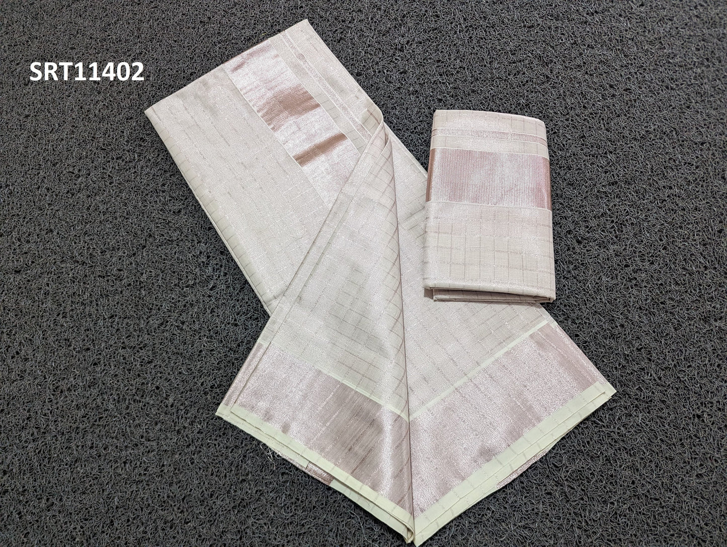 Kerala Special Golden Tissue/Copper Tissue/Rose Gold Tissue Set mundu 2.80,Tissue Set Mundu,Beautiful Kerala Designs,Vishu,Onam,Pooja.