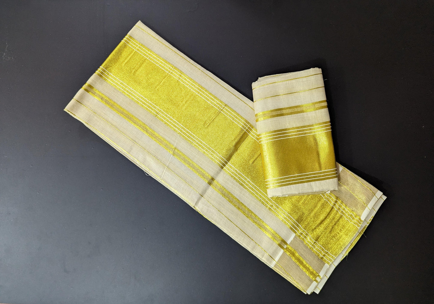 Kerala Special Fancy Tissue lines set mundu 2.80 with Stitched Blouse or Blouse Material, Tissue Set Mundu, Beautiful Kerala Designs.