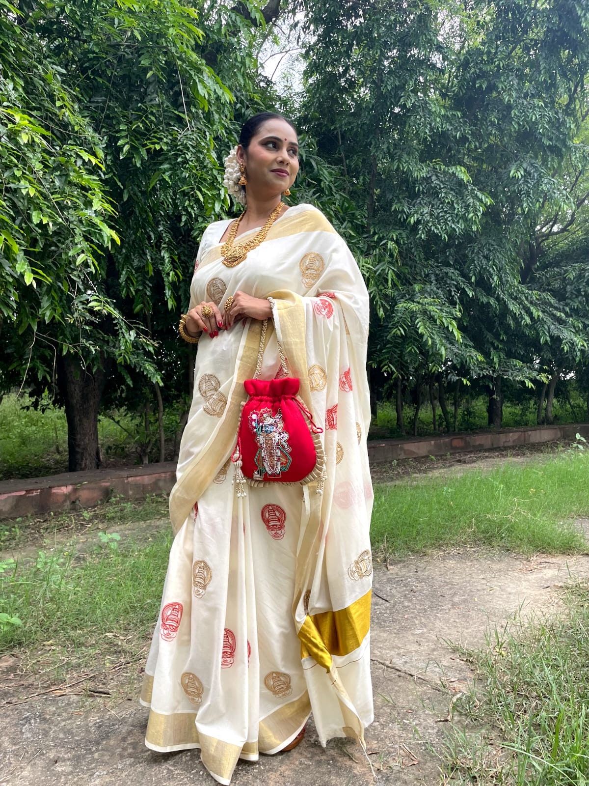Kerala Kathakali Embroidered Cotton Saree 6.25 mtr , Kerala Saree, Vishu Saree ,Onam Saree , Pooja , Special Occasions , Traditional Wear