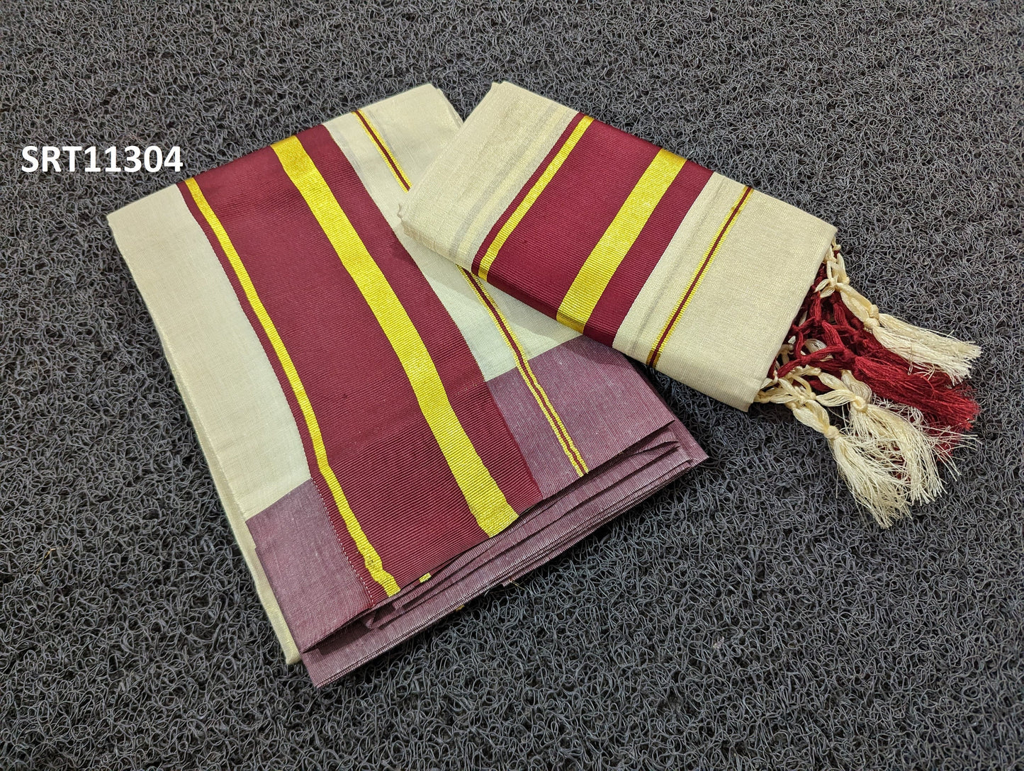 Kerala Special Golden Tissue Fancy Set Mundu 2.80 mtrs,Tissue Set Mundu,Beautiful Kerala Designs,Vishu,Onam,Pooja,Traditional,Festival.